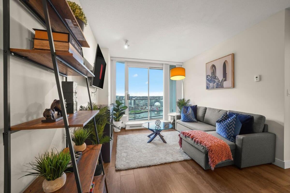 Dazzling Condo By Stadium Downtown With Free Parking Ванкувер Экстерьер фото