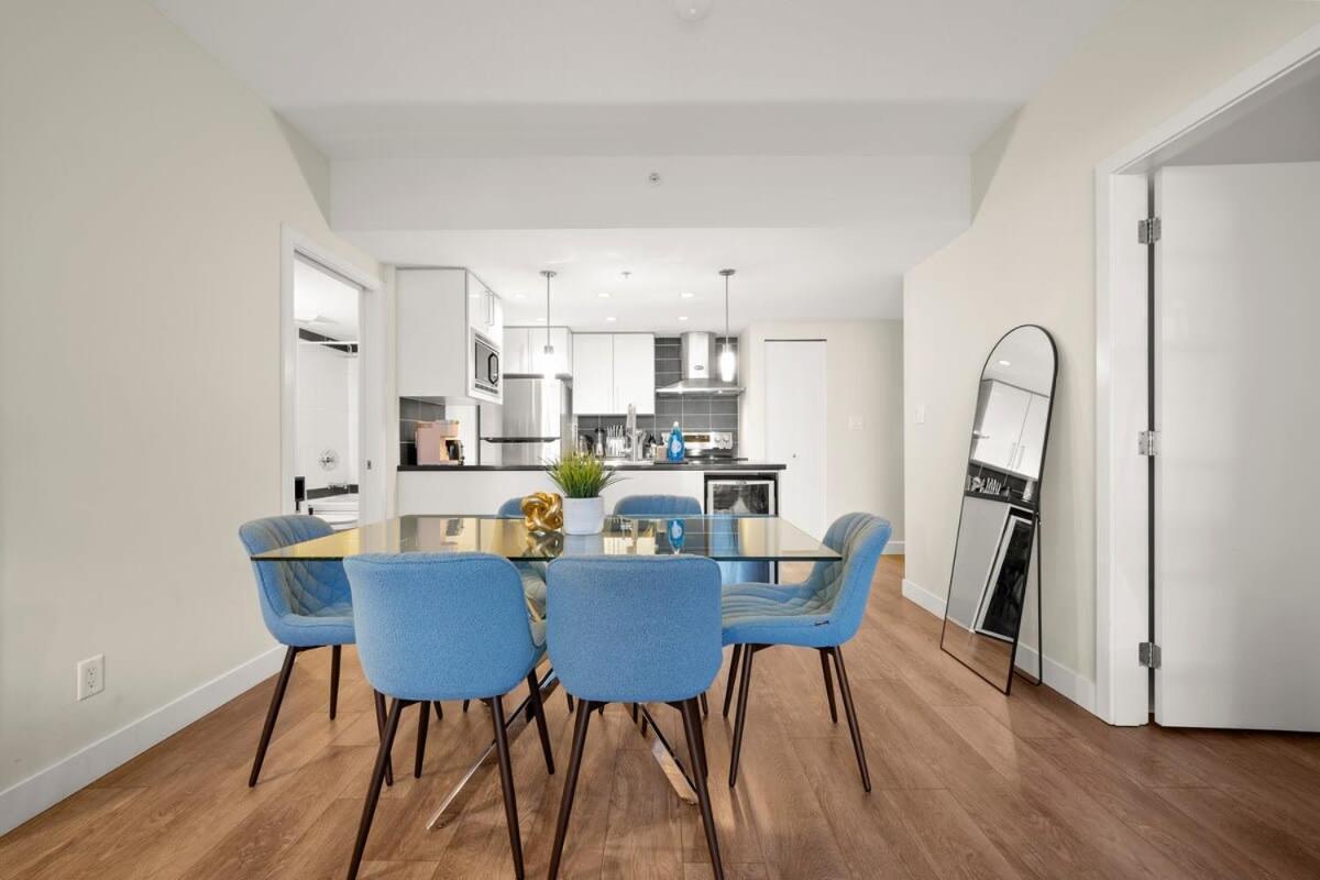 Dazzling Condo By Stadium Downtown With Free Parking Ванкувер Экстерьер фото