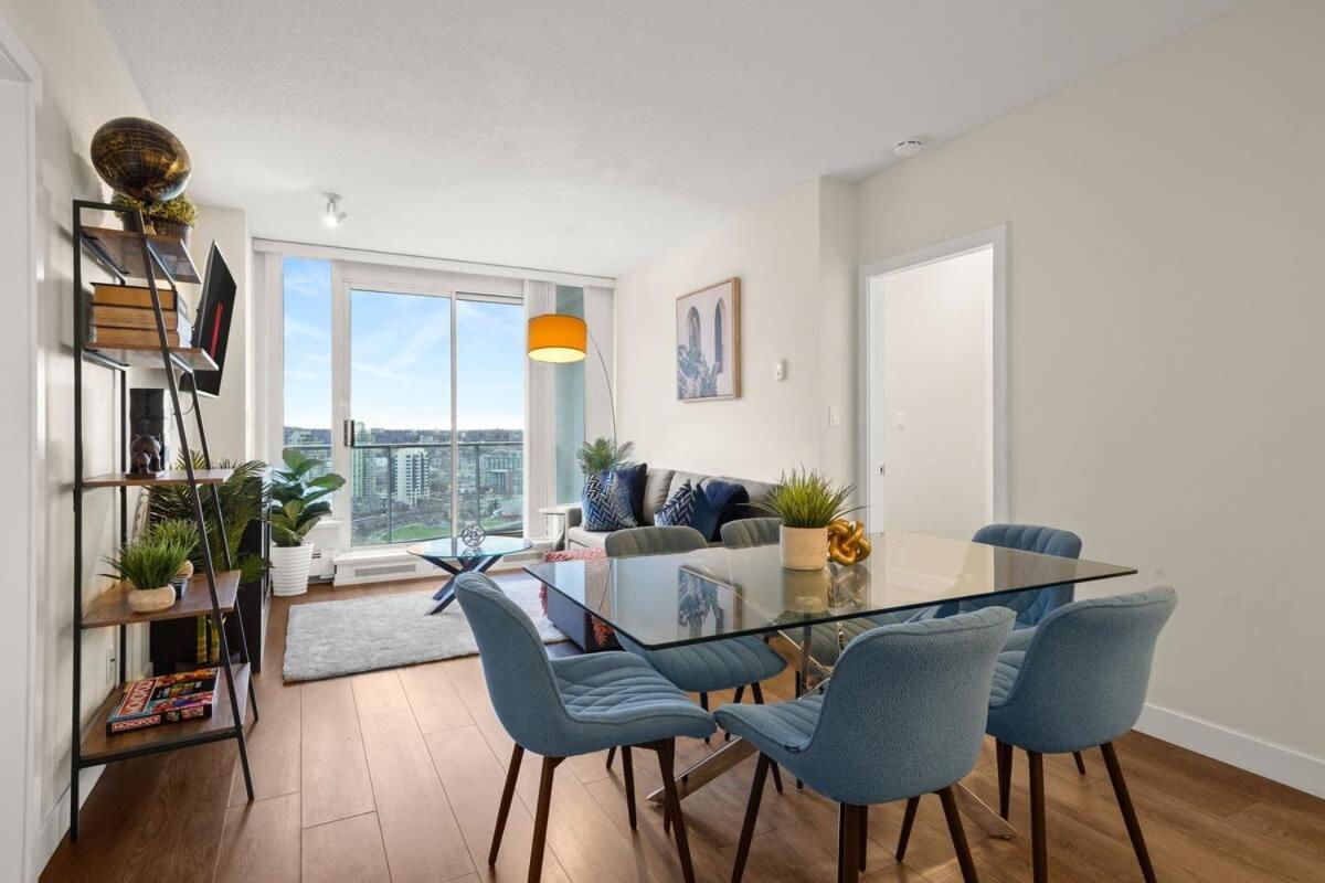 Dazzling Condo By Stadium Downtown With Free Parking Ванкувер Экстерьер фото